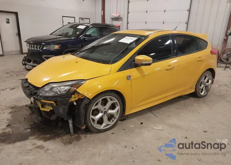 2013 Ford Focus St z USA, uszkodzony, nr VIN 1FADP3L93DL179282